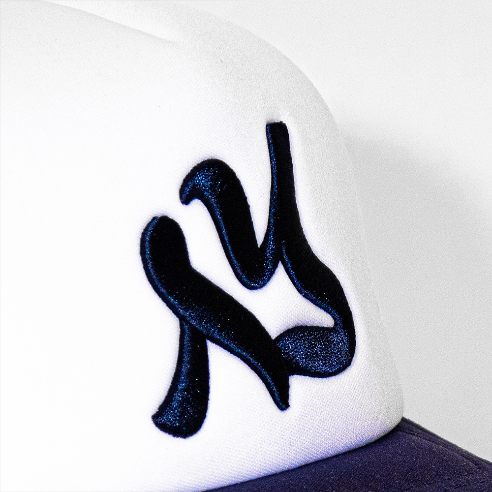 TRUCKER HAT (TWO-TONE)